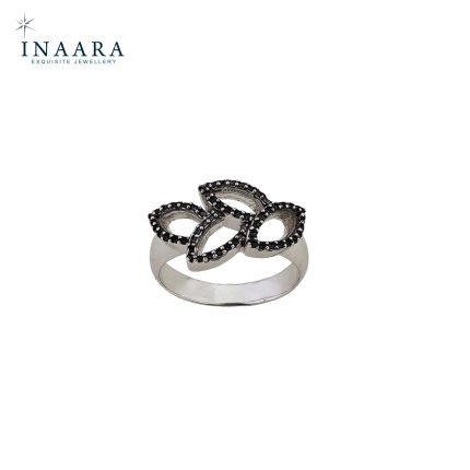 Four Petal Flower Ring