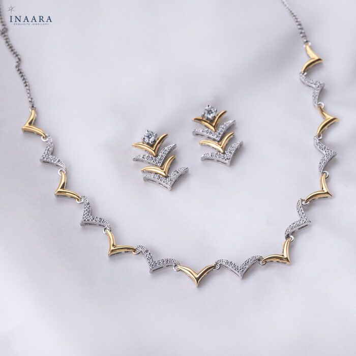 Dawn Crest Necklace Set - Image 1