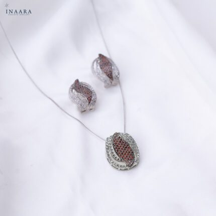 Incendia Pendant Set 1