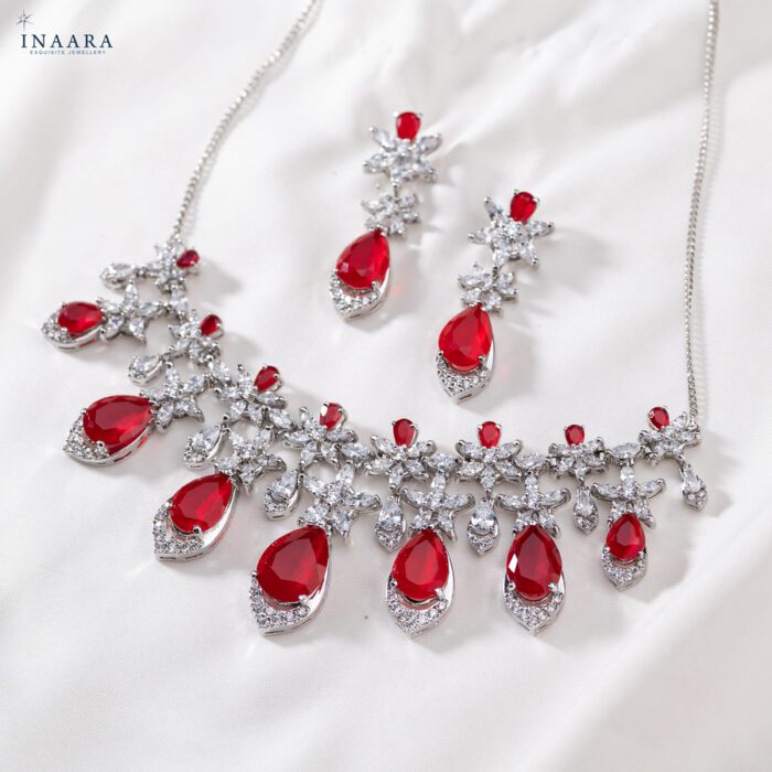 Scarlet Empress Necklace Set - Image 3