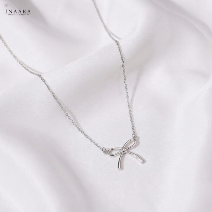 Maison Bow Pendant - Image 1